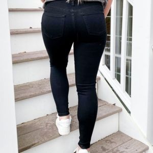 Judy Blue Non Distressed Skinny Jean